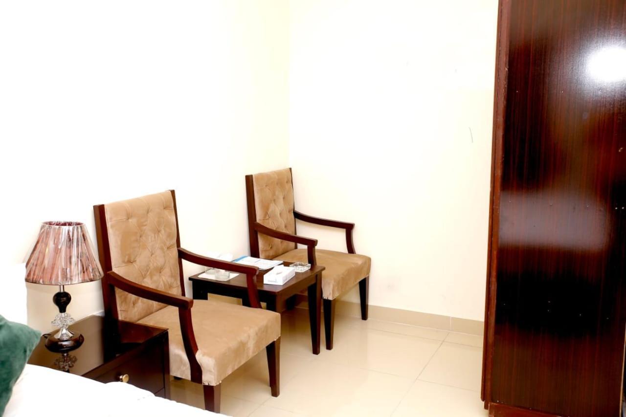 Hotel Noor Plaza Lahore Exterior foto